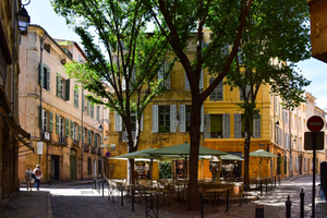 Commissionnaire en douane Aix-en-Provence